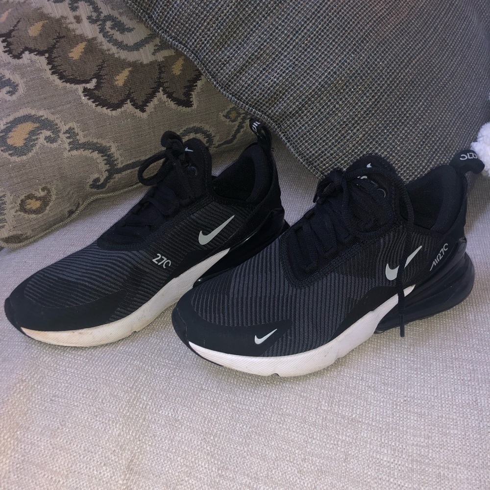 Nike Air Max 270